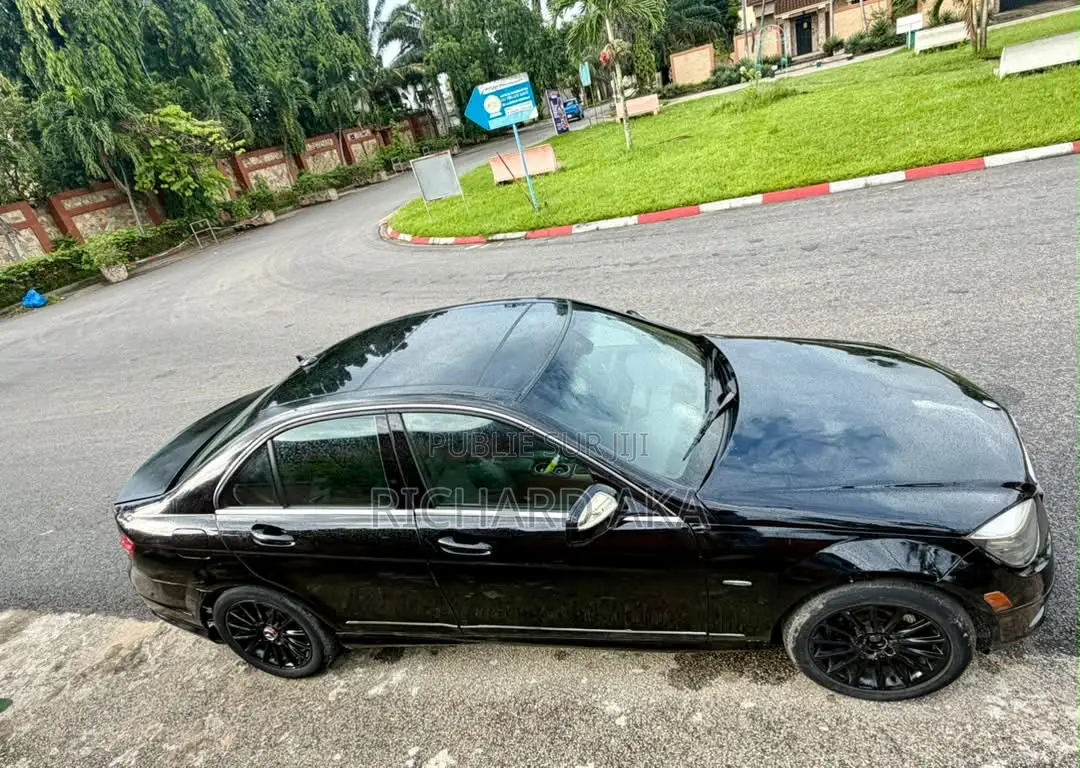 Mercedes-Benz C300 2008 Noir