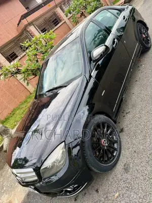Mercedes-Benz C300 2008 Noir