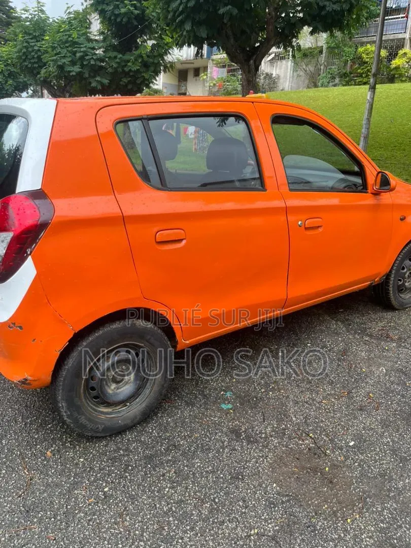 Suzuki Alto 2022 Orange