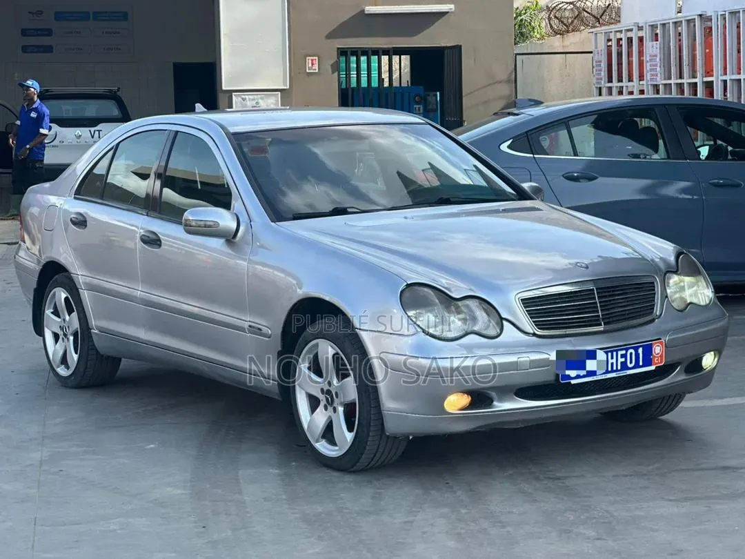 Mercedes-Benz C240 2003 Gris