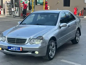 Mercedes-Benz C240 2003 Gris