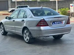 Mercedes-Benz C240 2003 Gris
