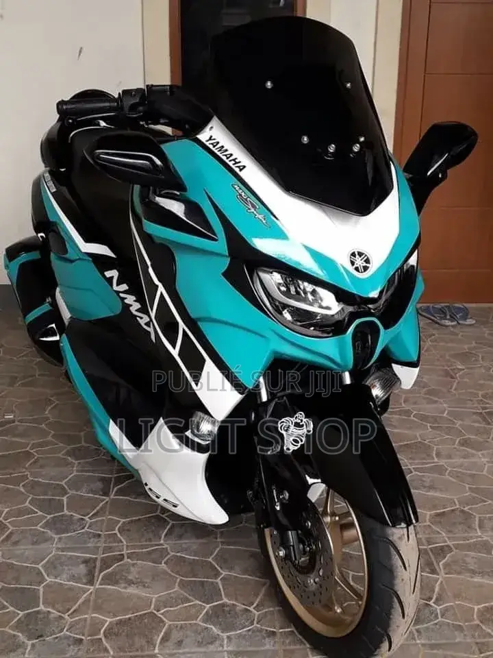 Nouveau Yamaha YBR125 2023 Blanc