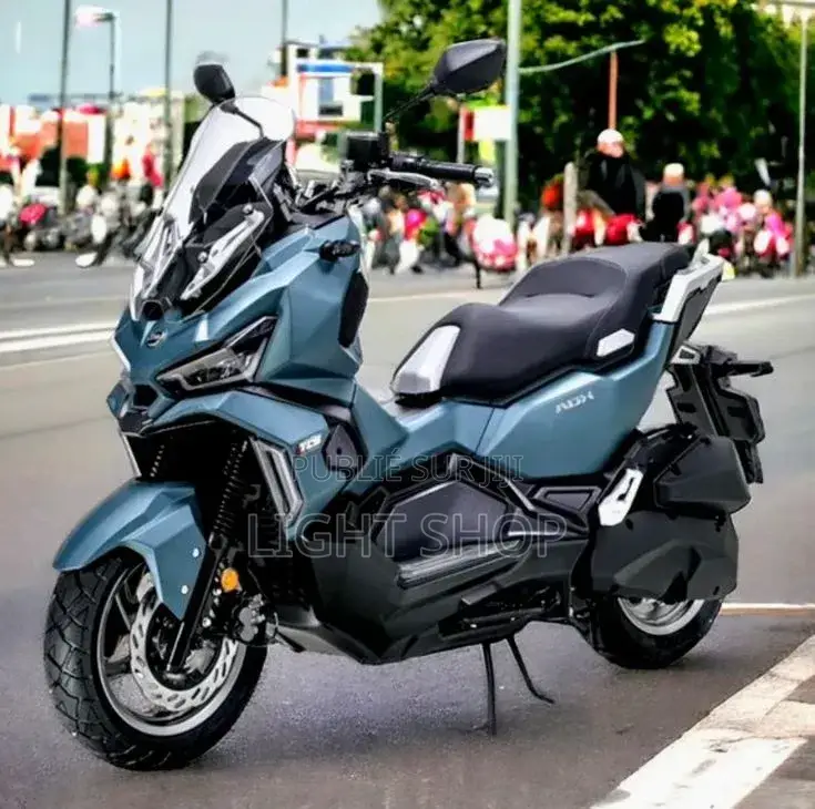 Nouveau Yamaha YBR125 2023 Blanc