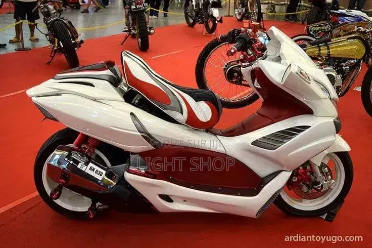 Nouveau Yamaha YBR125 2020 Beige