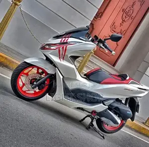 Nouveau Yamaha YBR125 2020 Beige