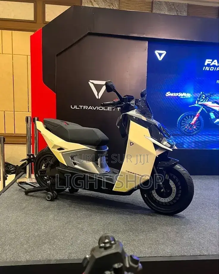 Nouveau Yamaha DT125 2025 Beige