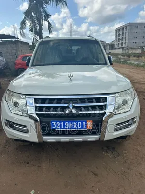 Mitsubishi Pajero 2016 Blanc
