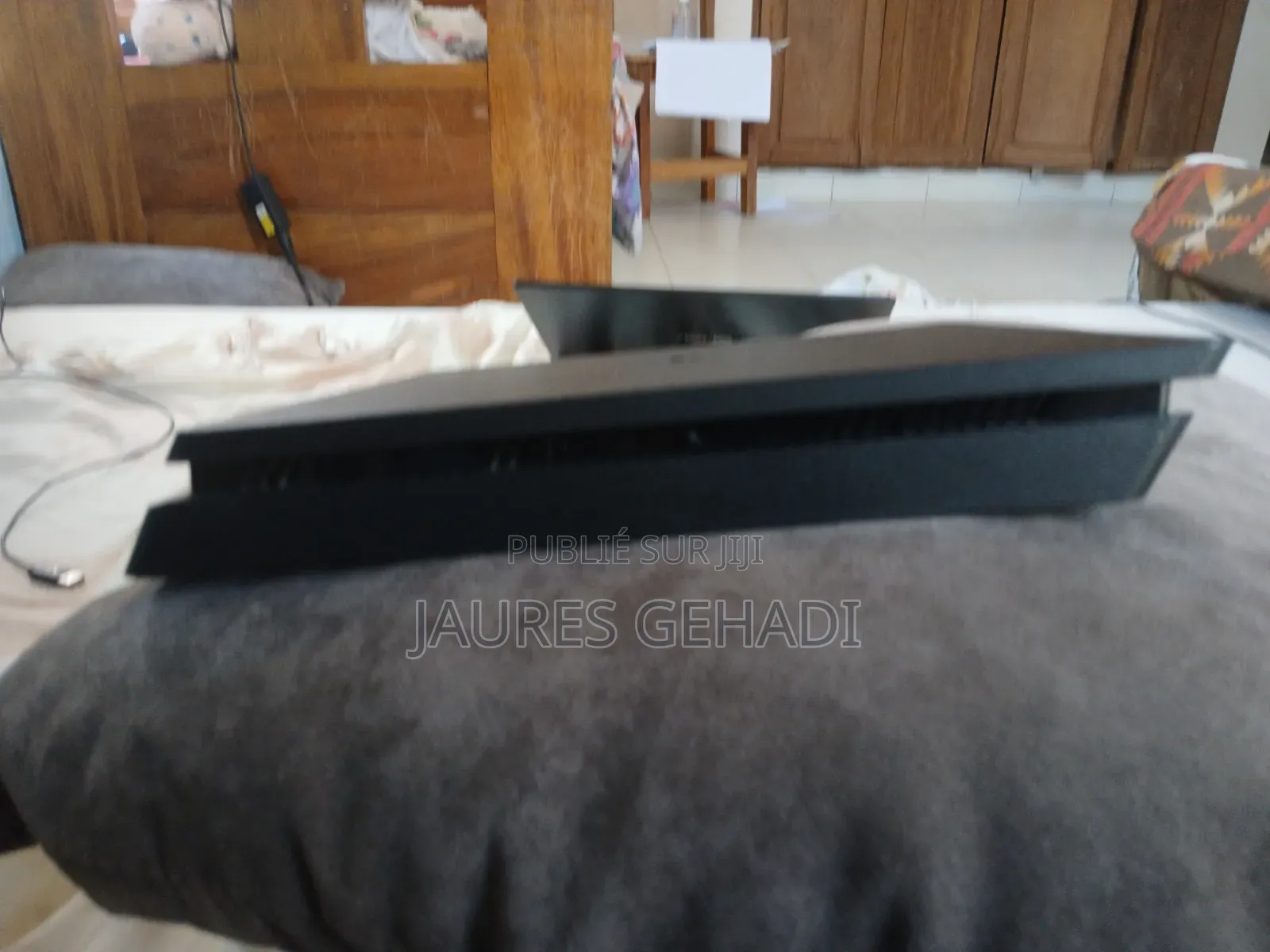 Ps4 Slim Bon État Abidjan Ko Troc Contre Téléphone Samsung