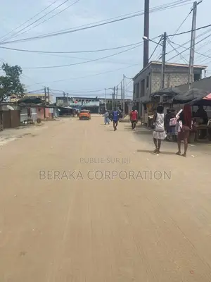 Studio dans Beraka Corporation, Cocody à Vendre
