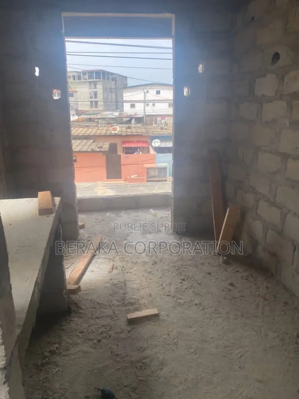 Studio dans Beraka Corporation, Cocody à Vendre