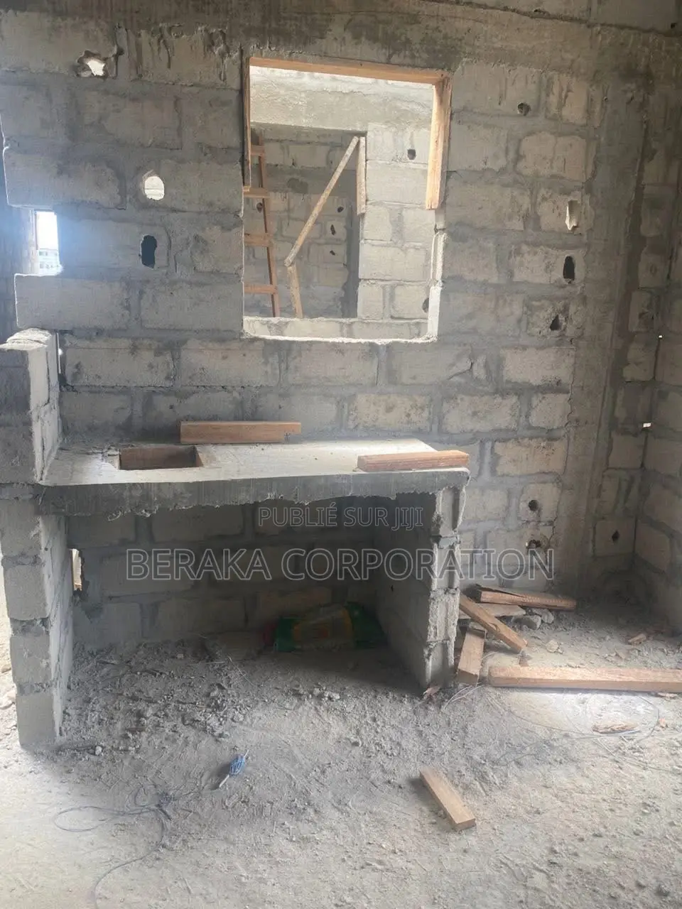 Studio dans Beraka Corporation, Cocody à Vendre