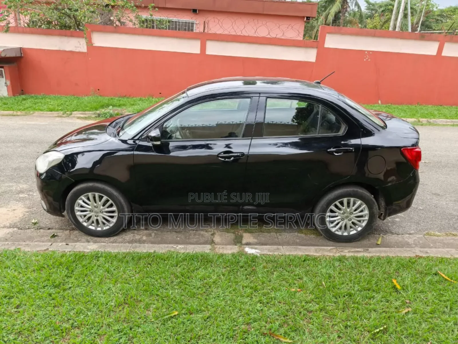 Suzuki Dzire 2023 Noir