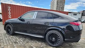 Nouveau Mercedes-Benz GLC-Class 2025 Noir