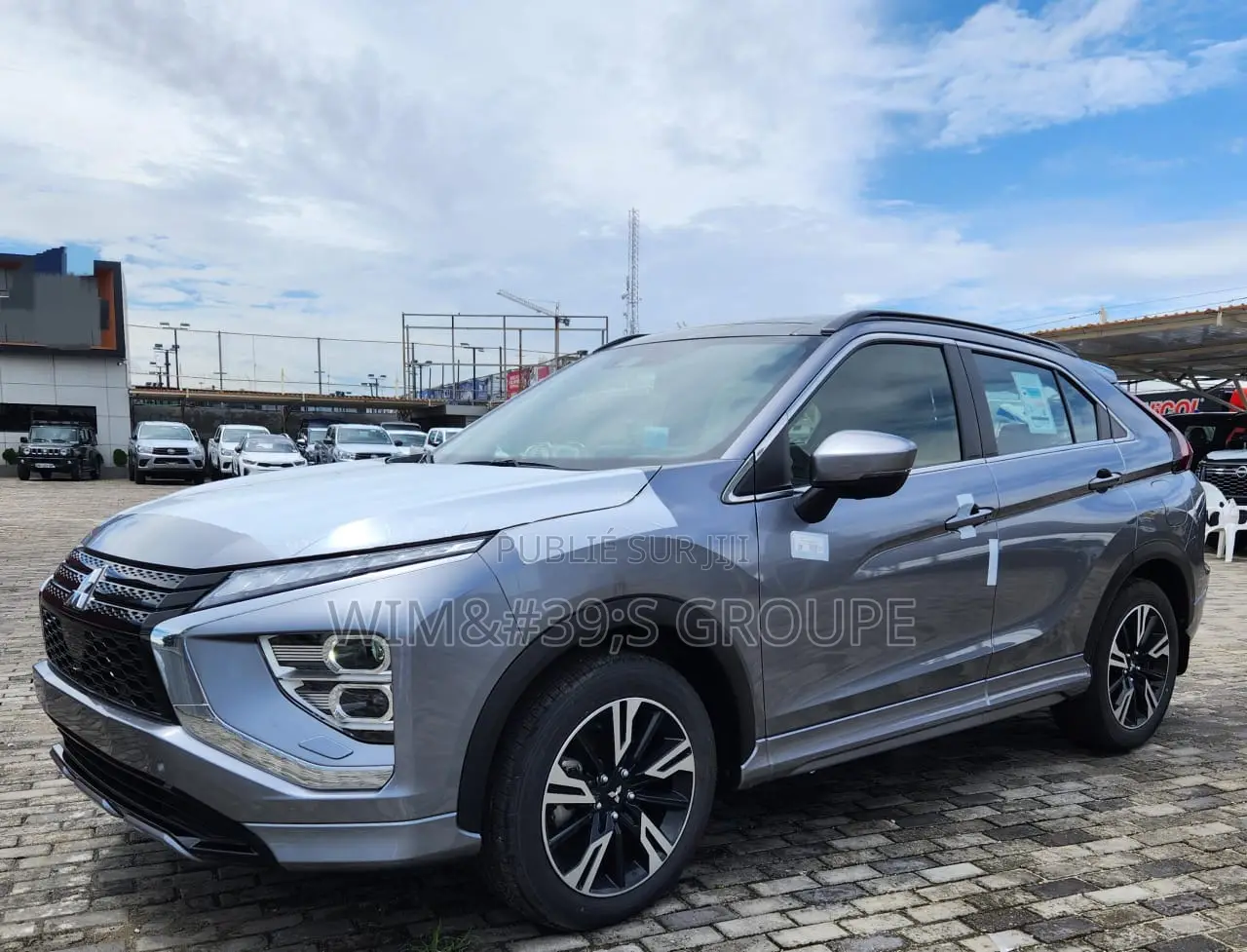 Nouveau Mitsubishi Eclipse Cross 2025 Gris