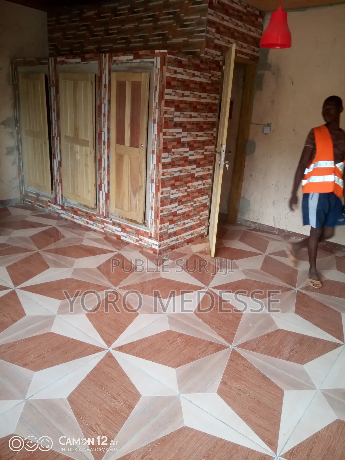 Carreleur Et Poseur De Parver