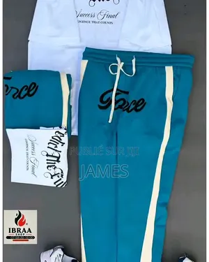 Disponible À Bas Prix