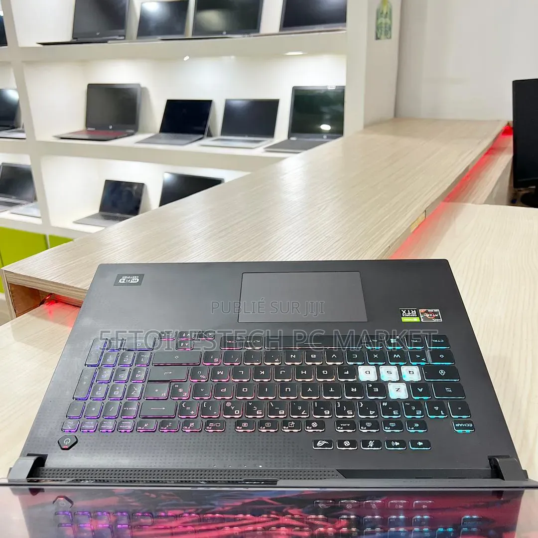 Nouveau Asus ROG Strix G17 16GB AMD Ryzen 7 SSD 512GB