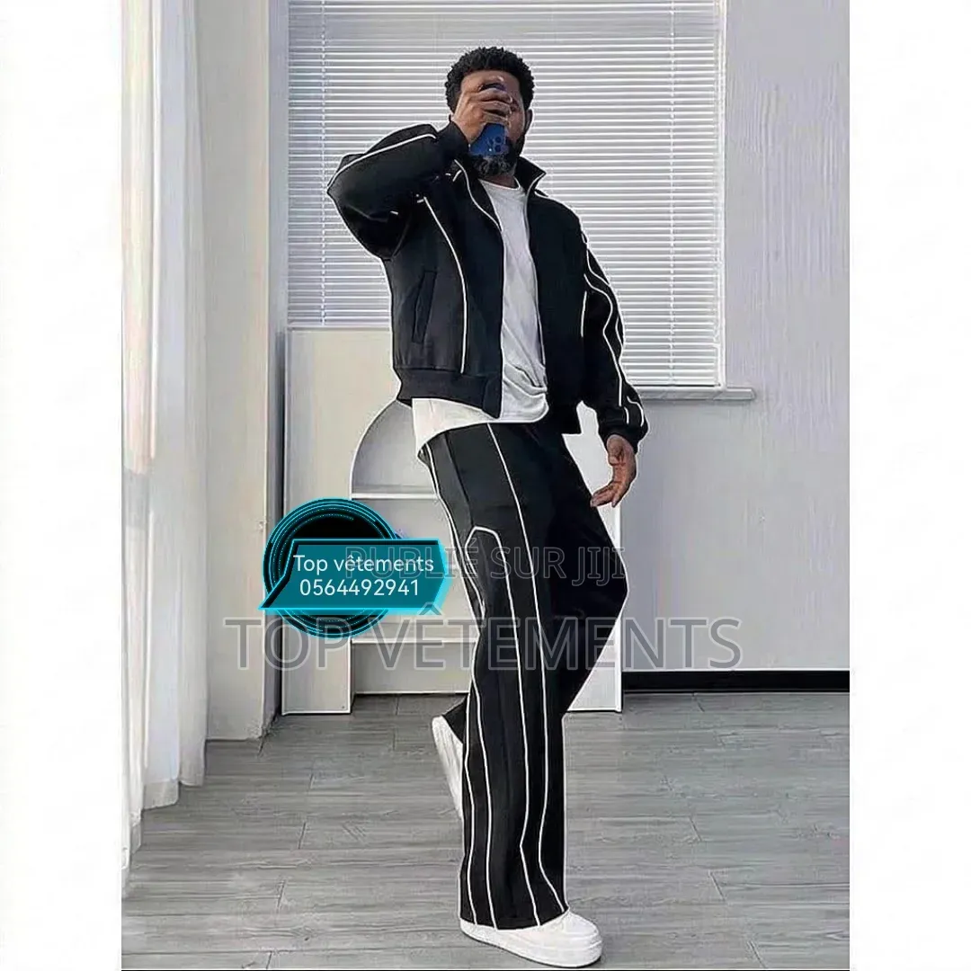 Nouvelle Collection De Survêtement en Stock Limité. Taille L, Xl, XXL