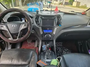 Hyundai Santa Fe GLS 4dr SUV (3.3L 6cyl 6A) 2015 Gris