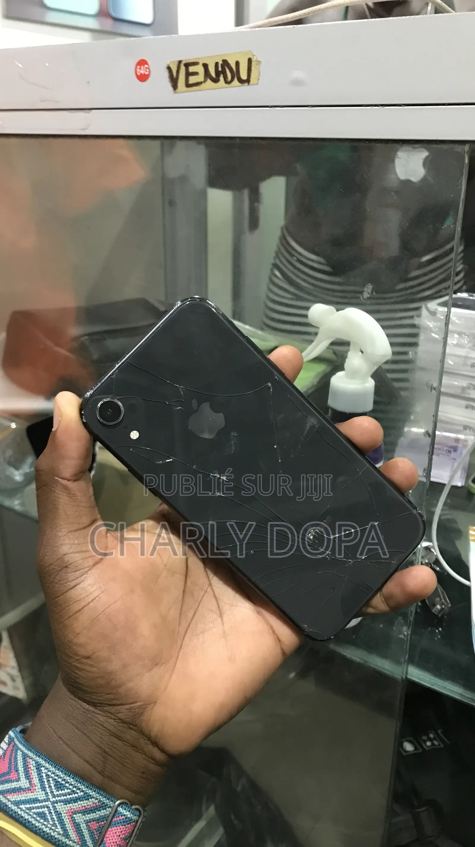 Apple iPhone XR 64 GB Noir