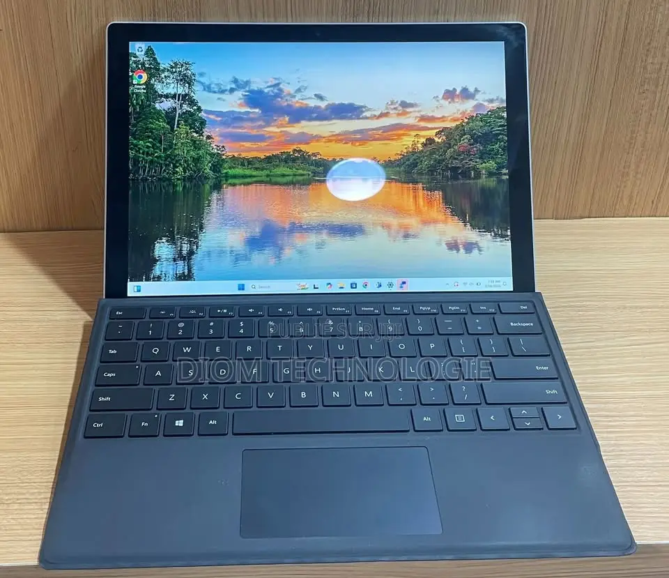 Microsoft Surface Pro 7+ 16GB Intel Core i7 SSD 256GB