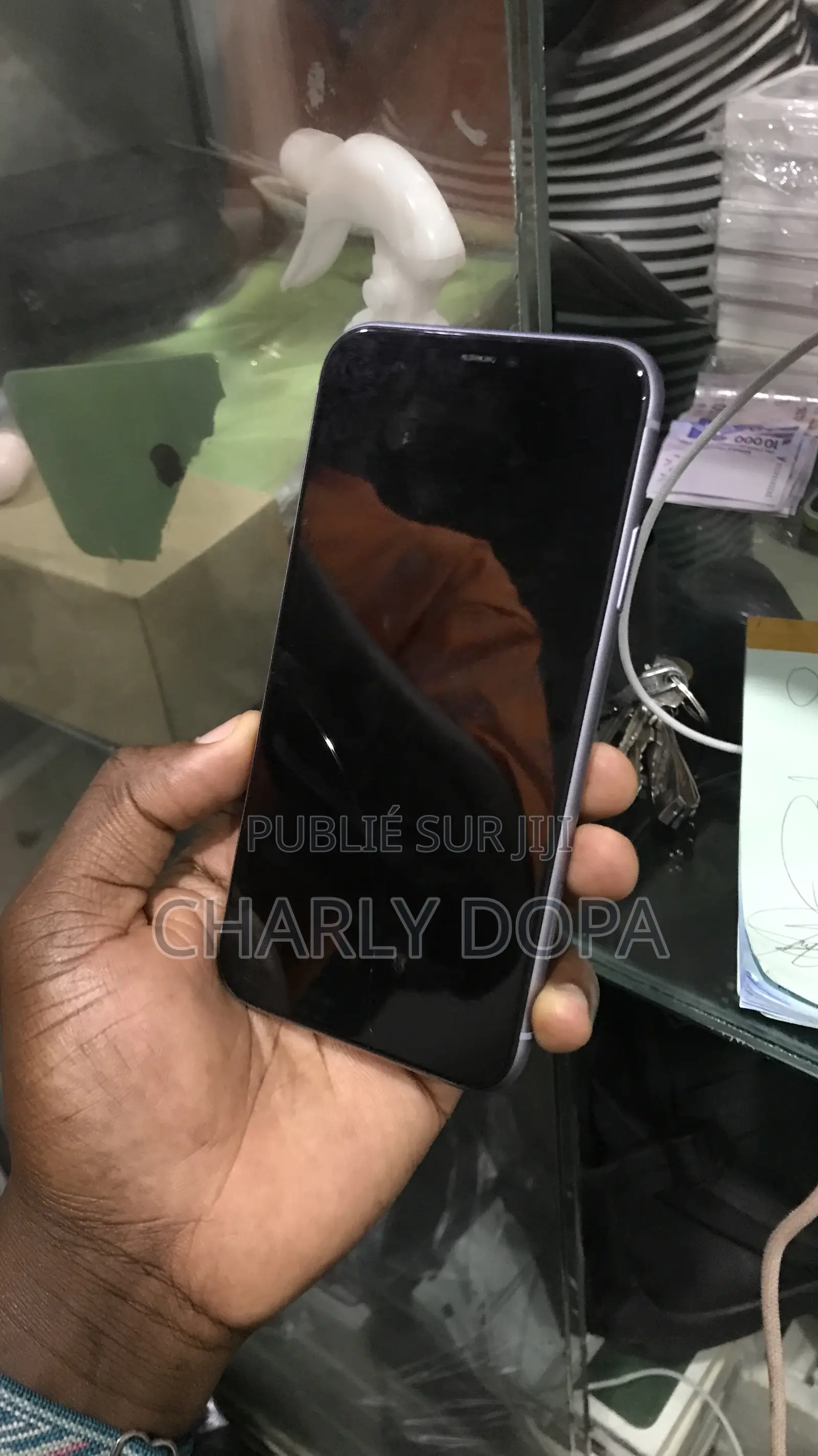 Apple iPhone 11 64 GB Violet