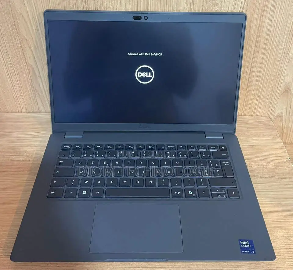 Dell Latitude 3450 16GB Intel Core Ultra 5 SSD 512GB