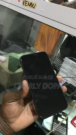 Apple iPhone 11 64 GB Noir