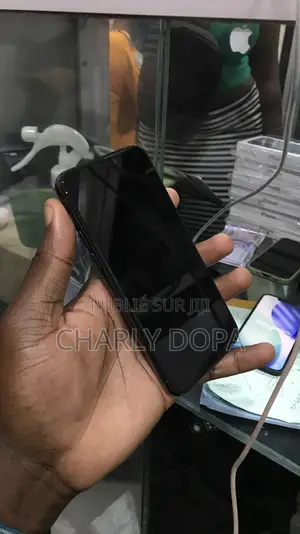 Apple iPhone 11 Pro 64 GB Vert