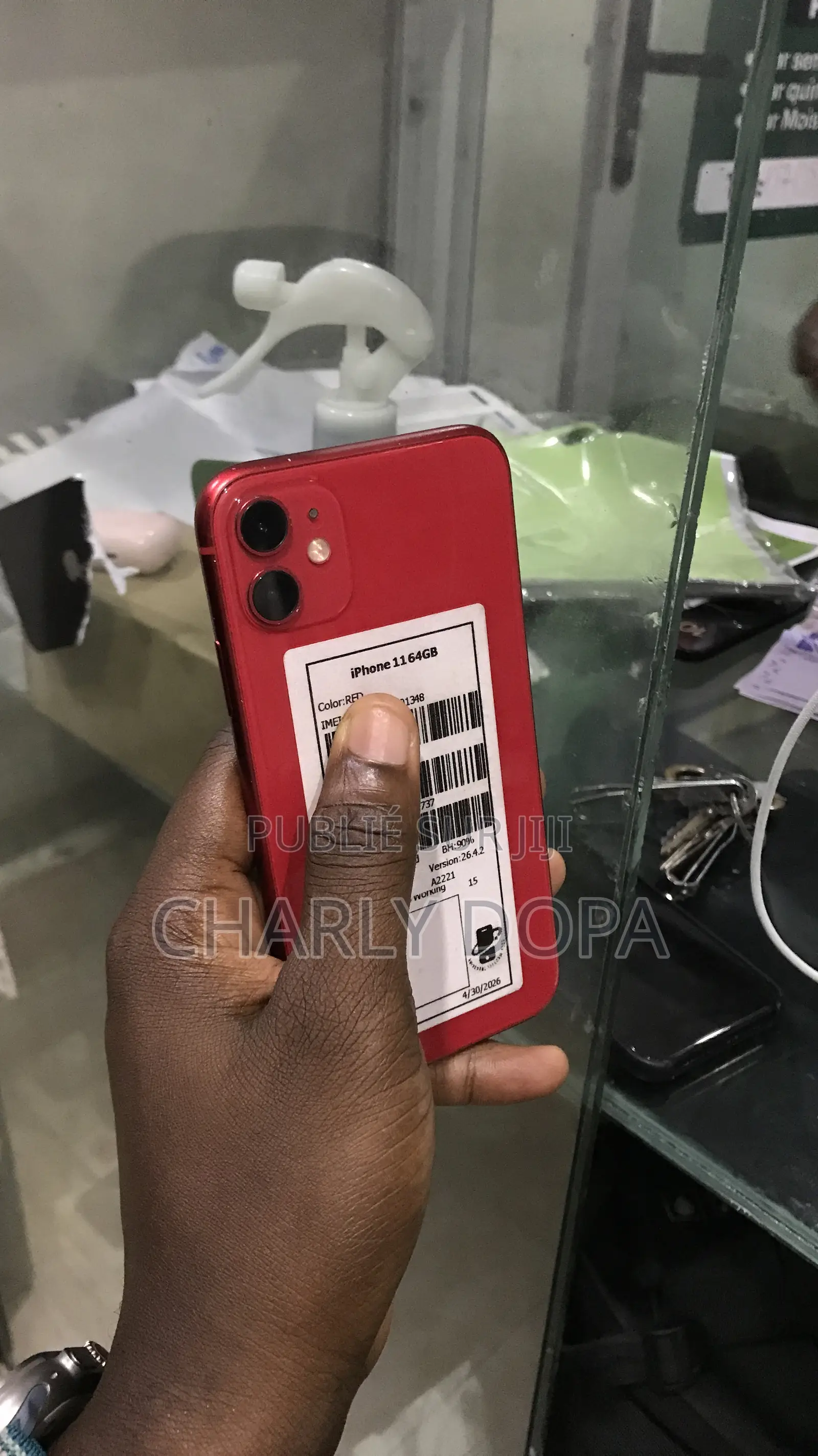 Apple iPhone 11 64 GB Rouge