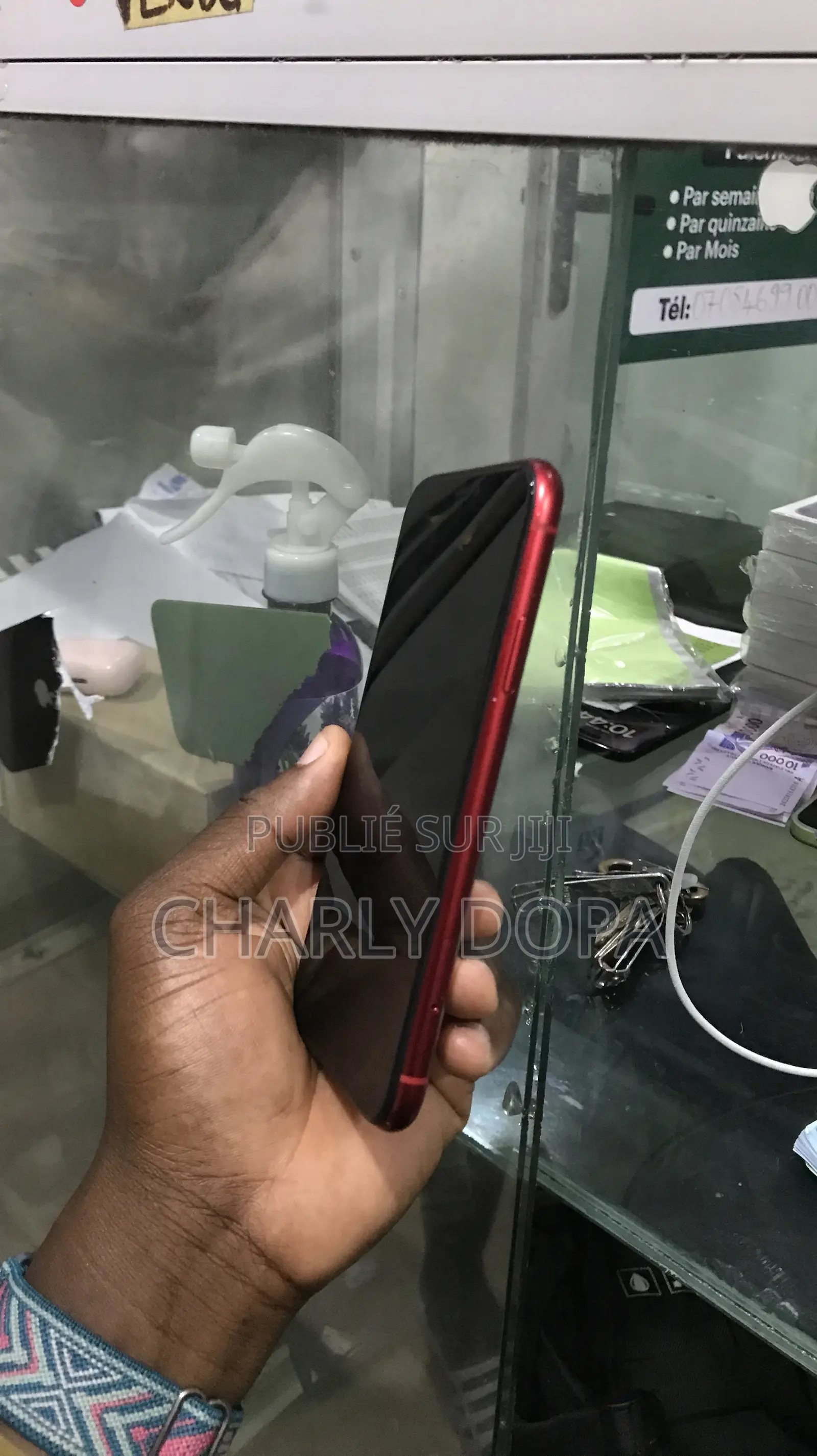 Apple iPhone 11 64 GB Rouge