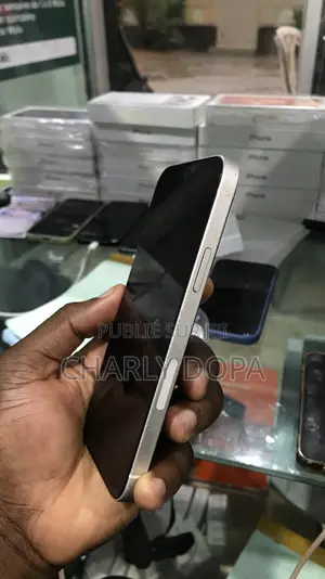 Apple iPhone 12 64 GB Blanc