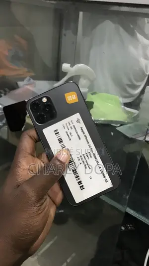Apple iPhone 12 Pro 128 GB Noir