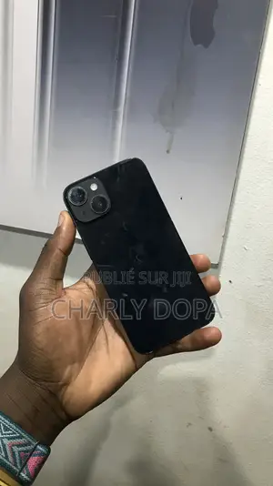 Apple iPhone 13 128 GB Noir