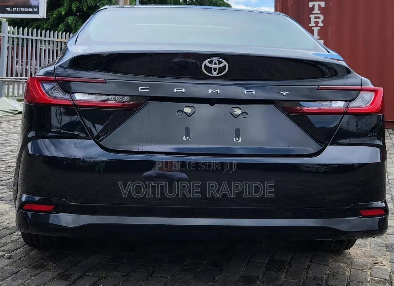 Nouveau Toyota Camry 2025 Noir
