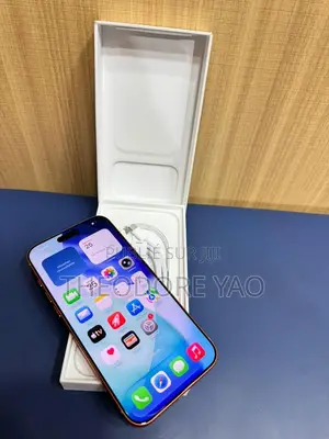 Nouveau Apple iPhone 17 Pro Max 256 GB Orange