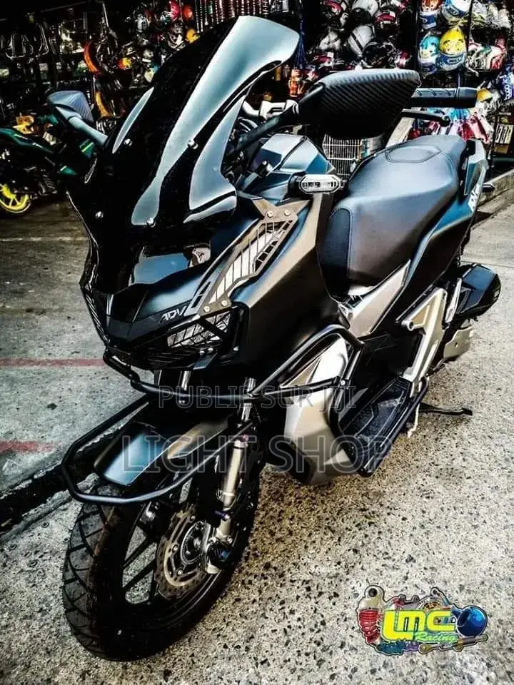 Nouveau Yamaha YBR125 2025 Blanc