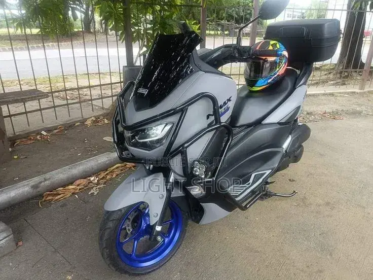 Nouveau Yamaha YBR125 2025 Blanc