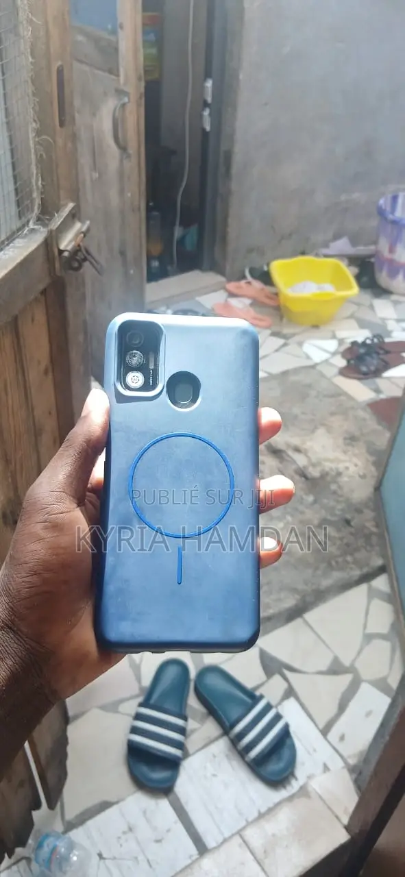 Tecno Spark 7 64 GB Noir
