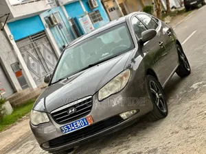 Hyundai Elantra 2008 Gris