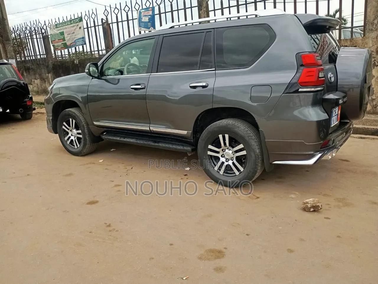 Toyota Land Cruiser Prado 2016 Noir