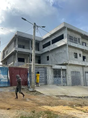 2chbre Appartement dans R+2, Songon à Vendre