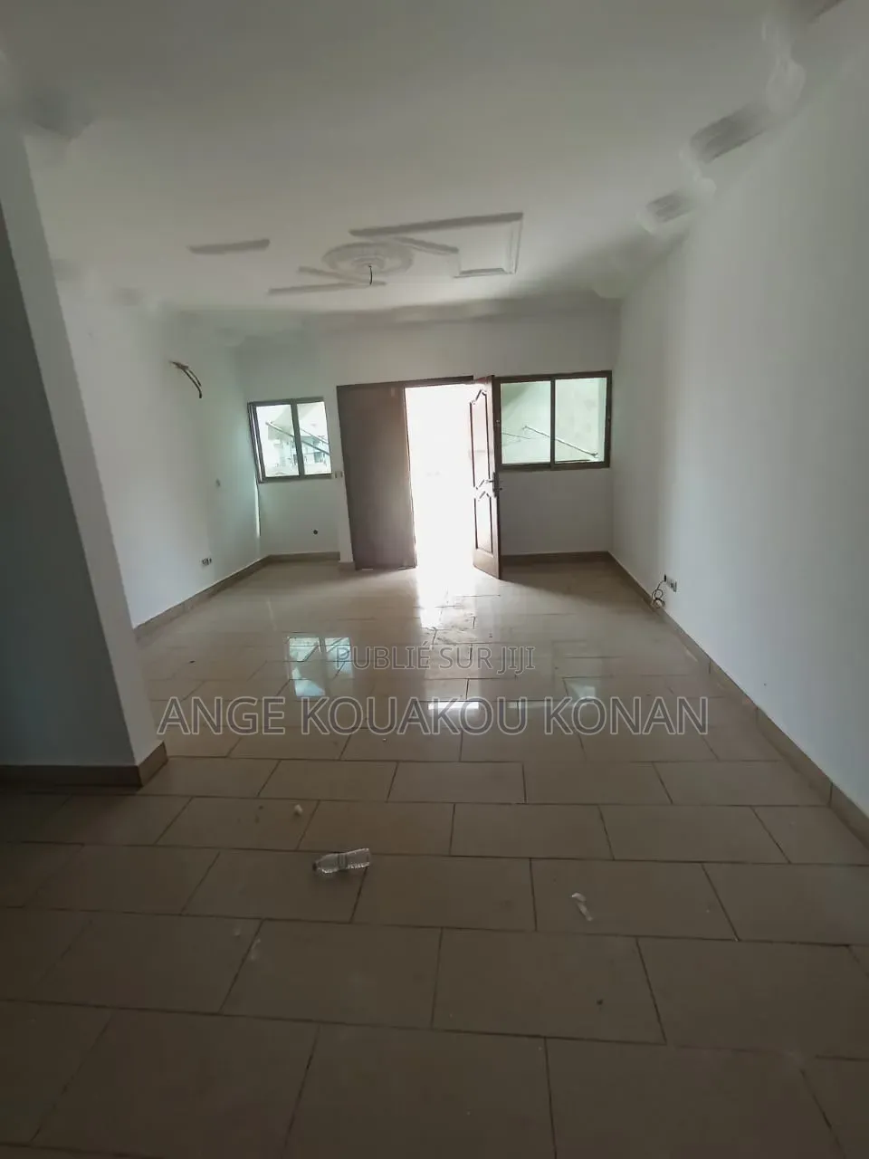 2chbre Appartement dans Ange Immobilier, Cocody à Louer