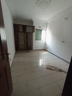 2chbre Appartement dans Ange Immobilier, Cocody à Louer