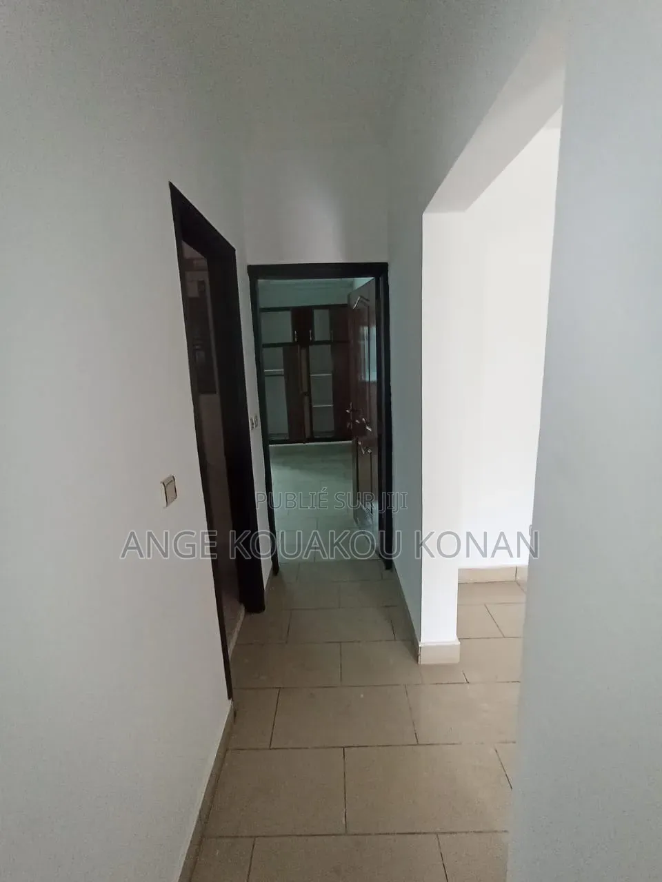 2chbre Appartement dans Ange Immobilier, Cocody à Louer