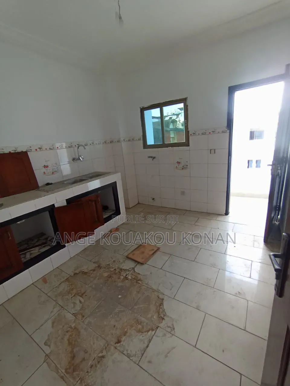 2chbre Appartement dans Ange Immobilier, Cocody à Louer