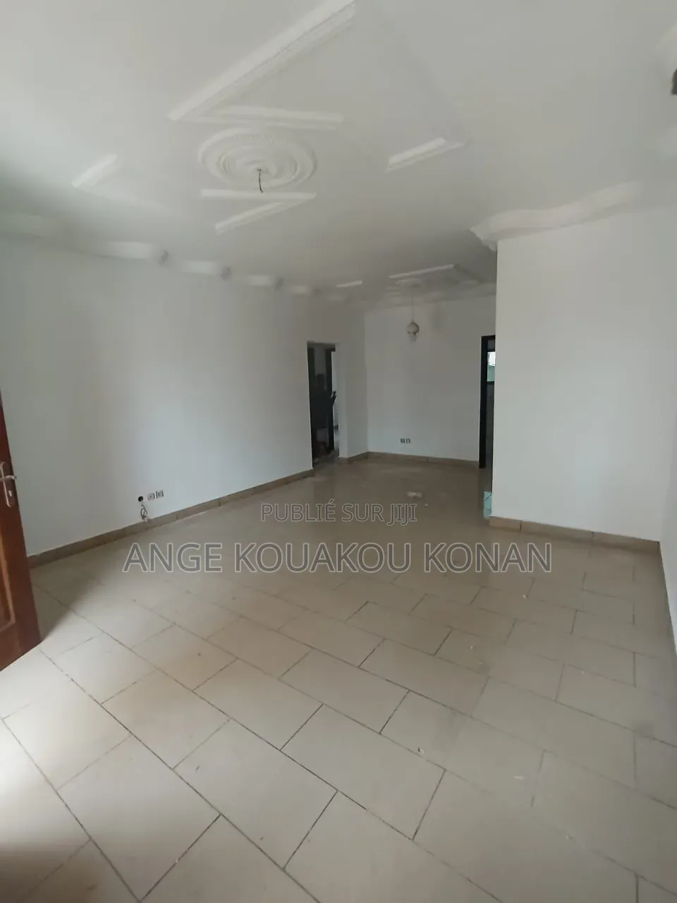2chbre Appartement dans Ange Immobilier, Cocody à Louer
