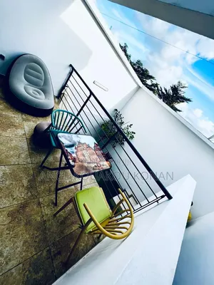 Meublé 3chbre Appartement dans Ange Immobilier, Cocody à Louer