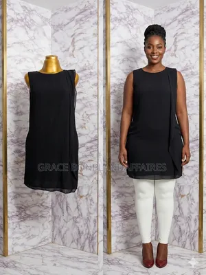 Haut Noir Élégant Pour Femme . Solde : 1500fcfa